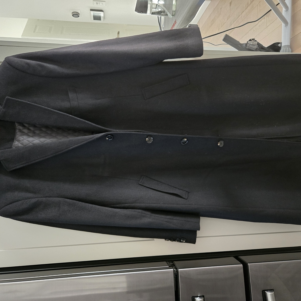 ENZO TOVARE Sophisticated Black Wool Button-Up Coat